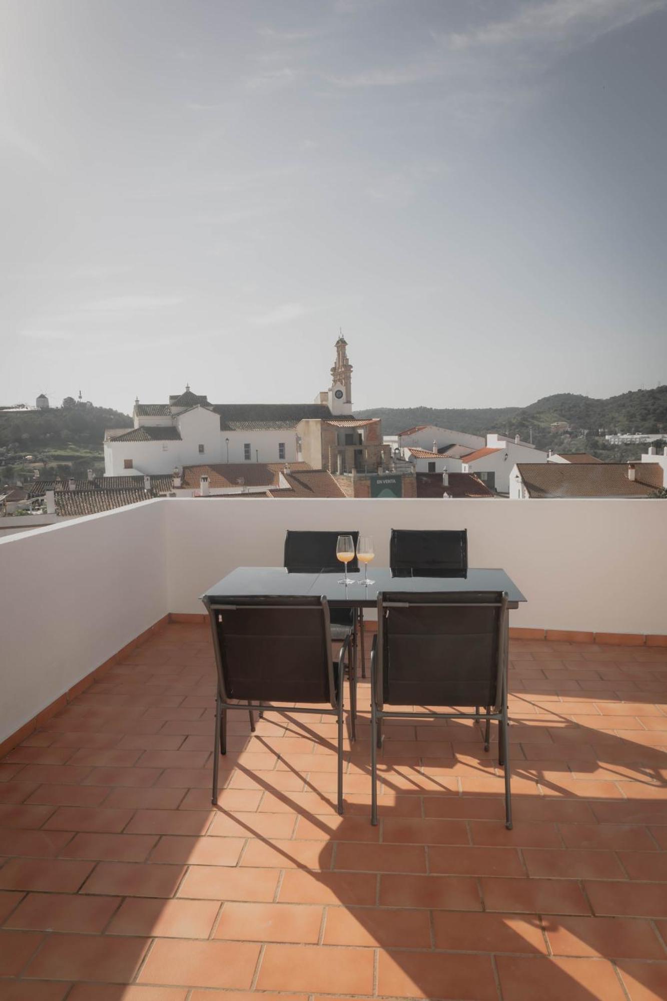 Residencial Neade Suites Sanlúcar de Guadiana Eksteriør billede